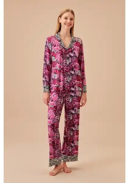 Suwen Safari Maskülen Pijama Takımı: Şıklık ve Konforu Bir Arada Sunan Kadın Gece Giyim Ürünü