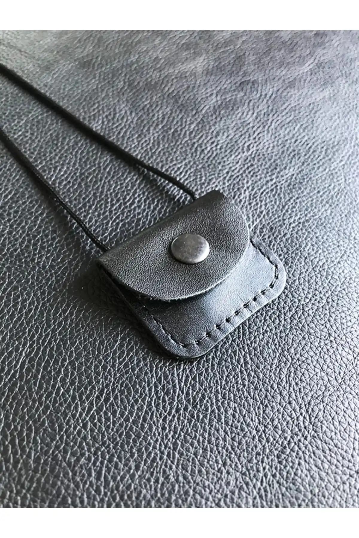 ViP GiFT Siyah Hakiki Deri Dörtgen Cevşen Dualı Kolye Modaya Uygun ve Dayanıklı Tasarım