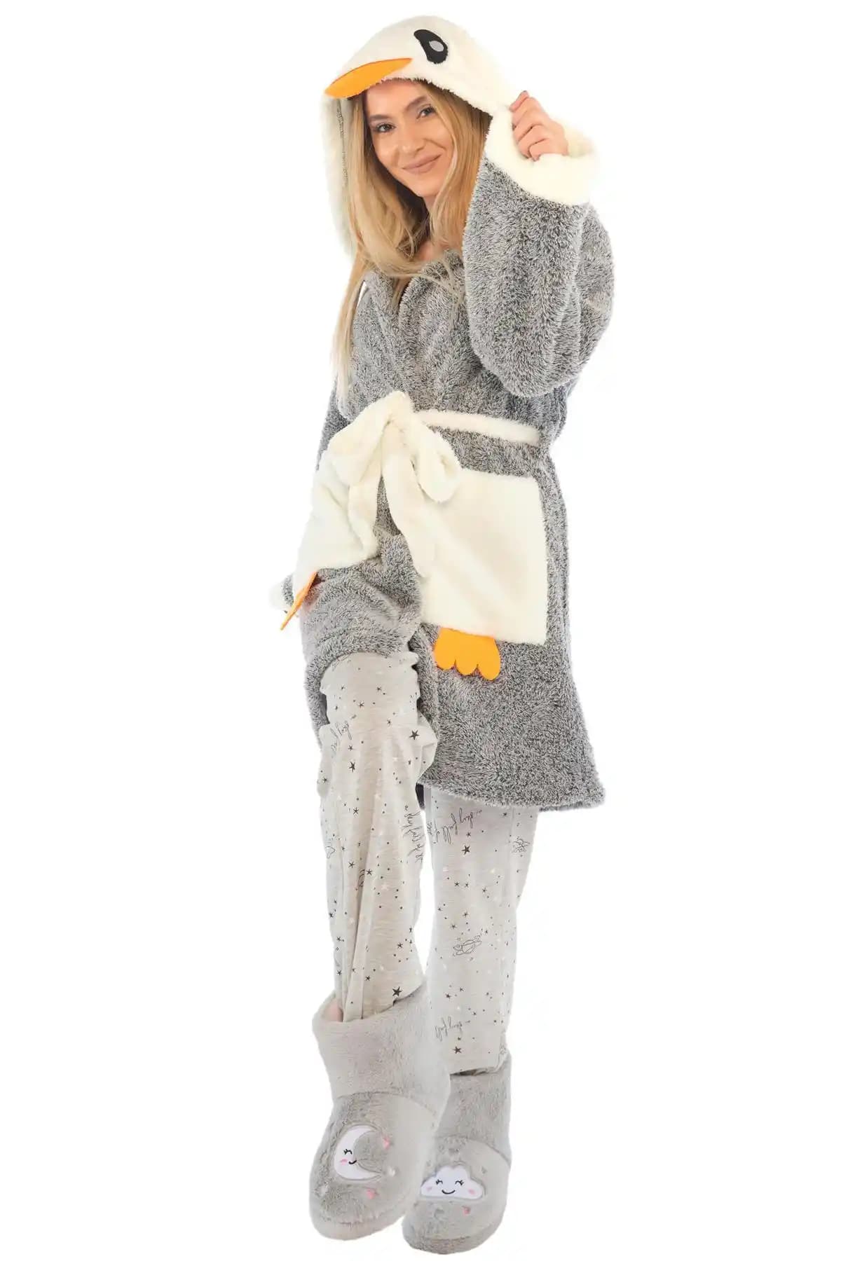 Znp Home Penguen Nakışlı Kapşonlu Wellsoft Peluş Sabahlık Konfor ve Şıklık Sunan Ev Giyim Parçası