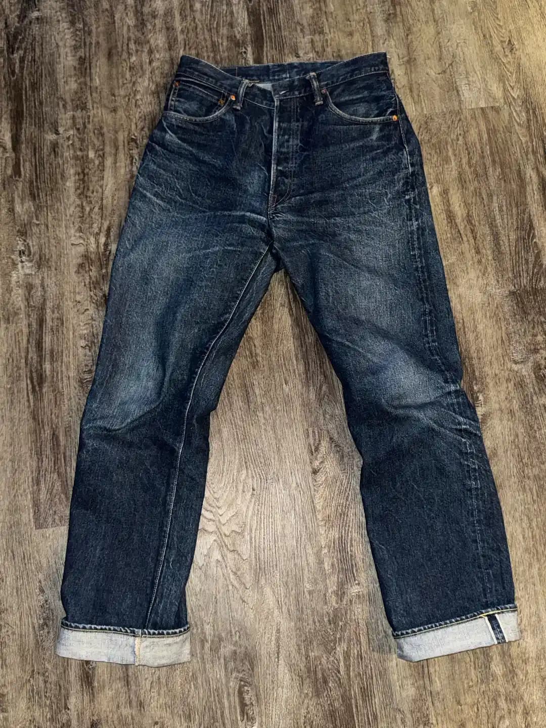 Denime Lot 220A Offset Raw Denim: Dayanıklılık ve Hızlı Solma Özellikleriyle Öne Çıkan Kot
