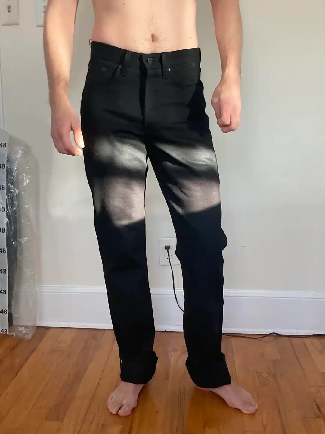 Naked and Famous Black Selvedge 29 Beden Pantolonlarda Doğru Beden Seçimi ve Kullanım Önerileri