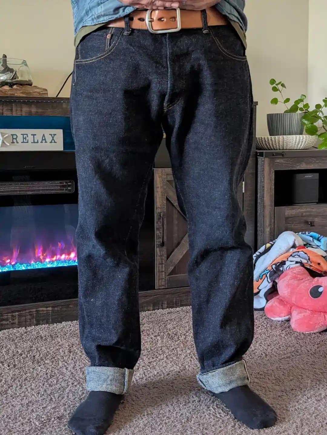 Oni 902 Dark Indigo Secret Denim: Yüksek Bel Kesim ve Dayanıklı Kumaş Özellikleri