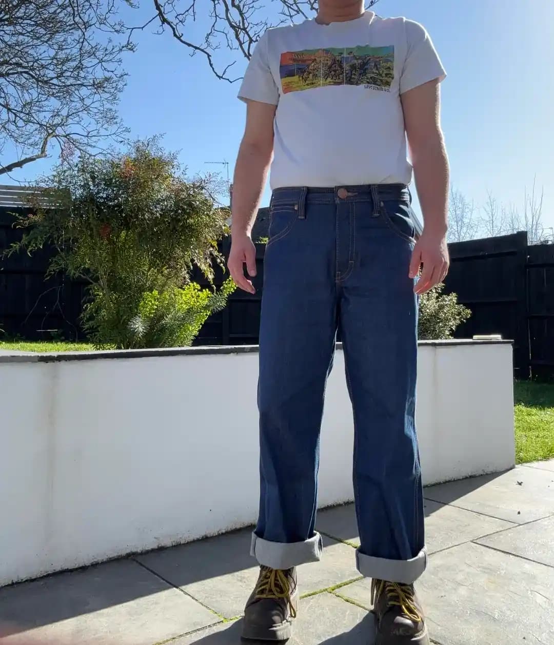 Super Wrangler Raw Denim Kotlar: Özellikleri, Kesim ve Bakım Detayları