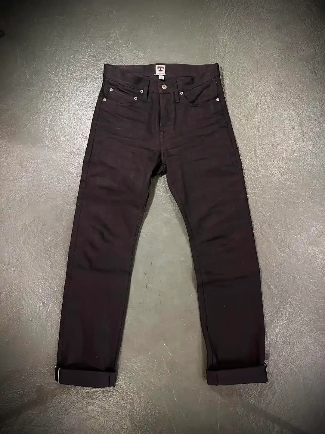 Tellason Ankara Raw Denim Pantolonun 10 Ayda Geçirdiği Fiziksel Değişimler ve Kullanım Deneyimi