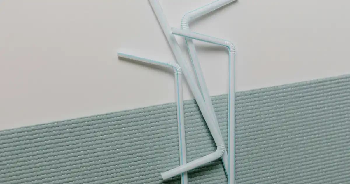 Diz Üstü Şort Modelleri ve Kombinasyon İpuçlarıyla Yaz Stilinizde Fark Yaratın