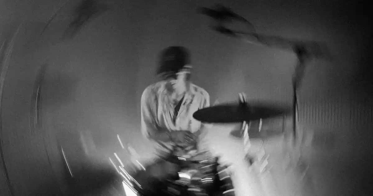 Erkek Kazak Modelleri ve Trendler 2024: Stilinizde Sıcak ve Şık Dokunuşlar