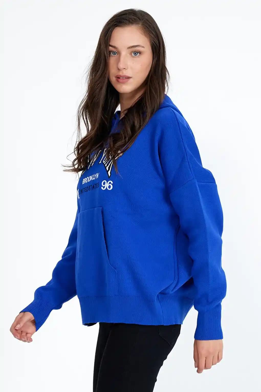 Kadın Sweat Kazak Modelleri ve Trendler: Şık ve Rahat Giyim İçin Rehber