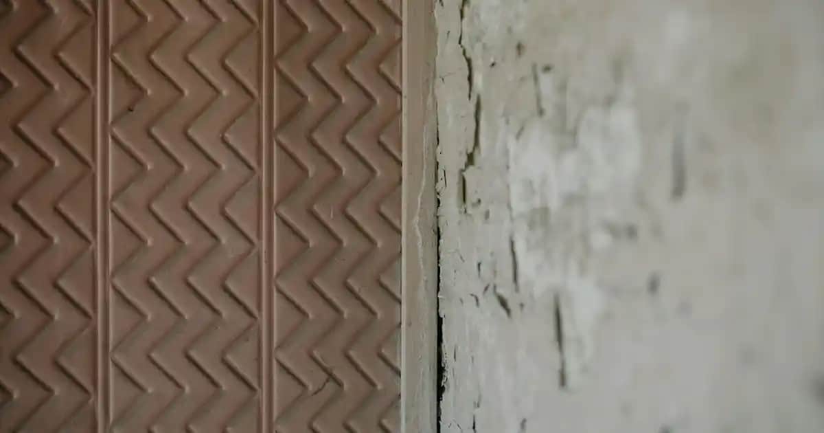 Spor ve Şıklığın Buluştuğu Kalem Etek Kombinleriyle Modern Tarzlar