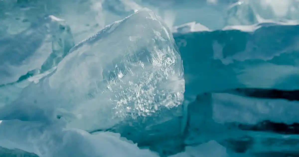 Yaşlı Anneler İçin Şık ve Rahat Elbise Seçenekleri ve Moda İpuçları