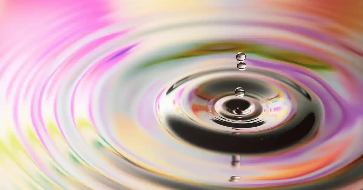 2025'te Yazlık Tesettür Yeleklerle Sıcakta Şıklığı Yakalayın