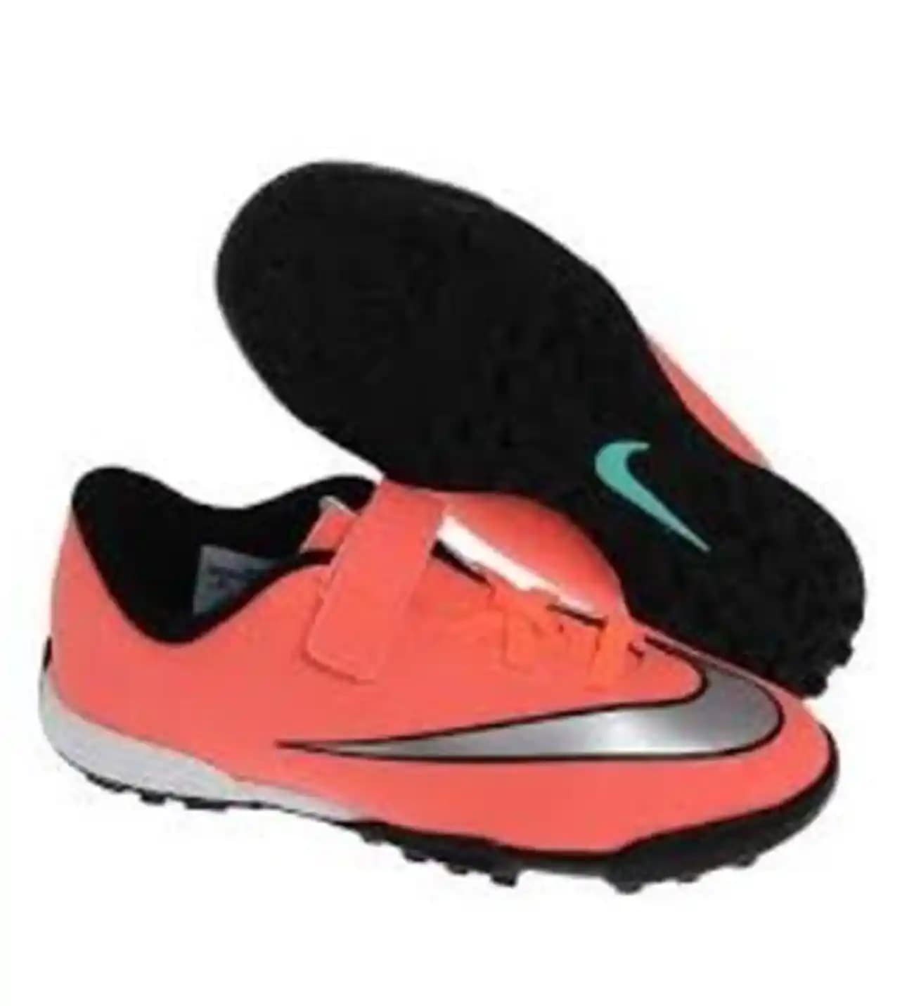 37 Numara Halı Saha Ayakkabısı Seçerken Dikkat Edilmesi Gerekenler ve Trendler