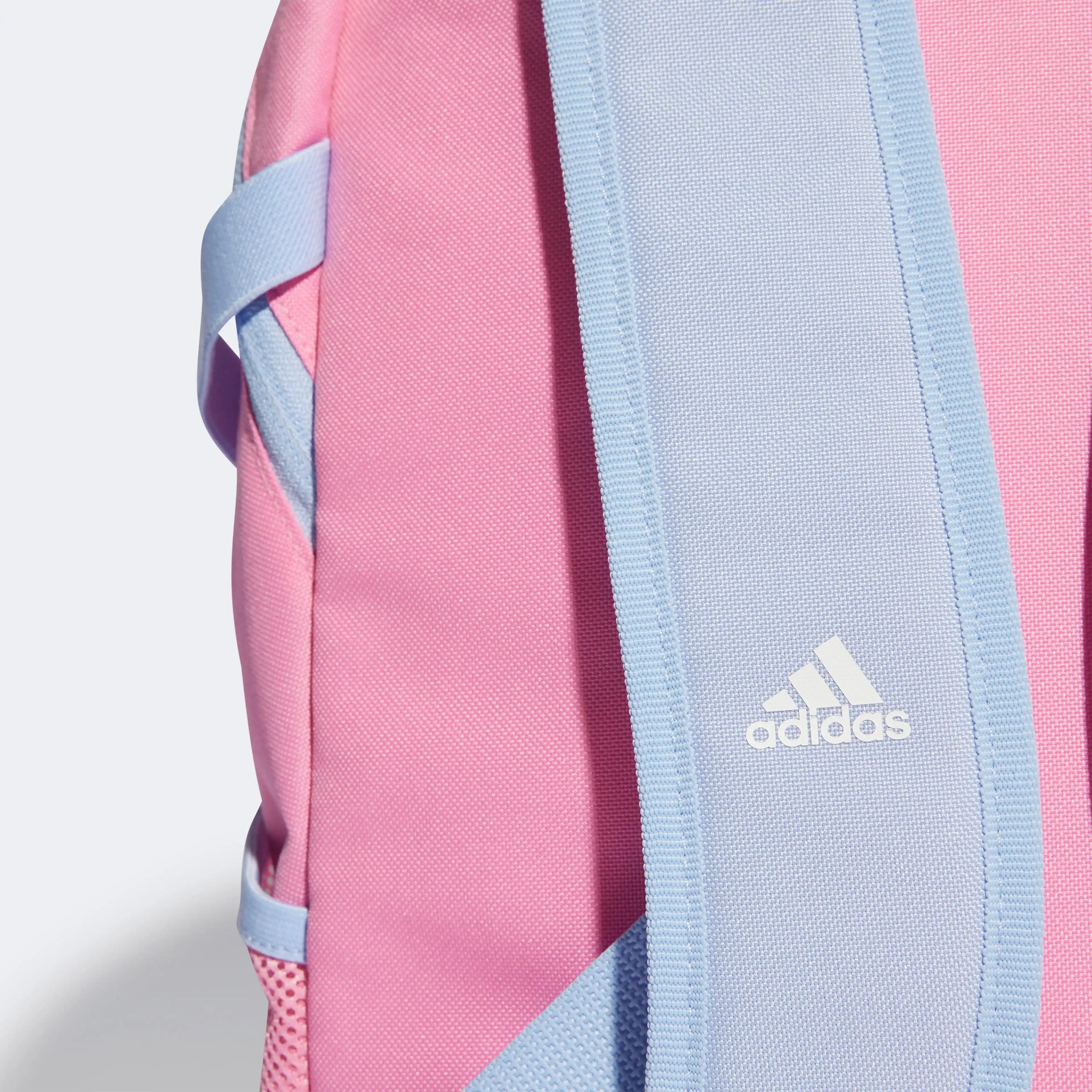 Adidas Anaokulu Çantaları: Dayanıklı, Ergonomik ve Renkli Çocuklar İçin Uygun Seçenekler