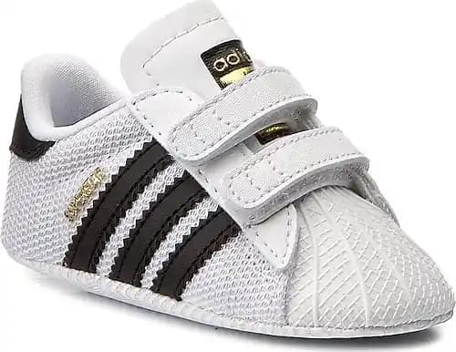 Adidas Bebek Ayakkabısı Seçerken Dikkat Edilmesi Gerekenler ve Avantajlar