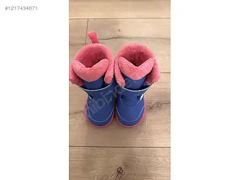 Adidas Bebek Kar Botları: Güvenli ve Konforlu Kış Ayakkabısı Seçenekleri