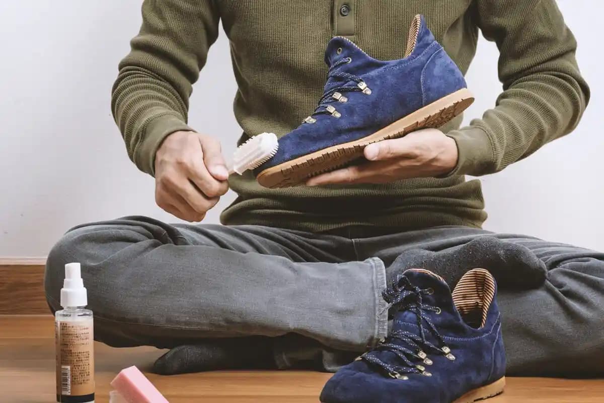 Ayakkabının İç Temizliği İçin En Etkili Yöntemler ve Bakım İpuçları