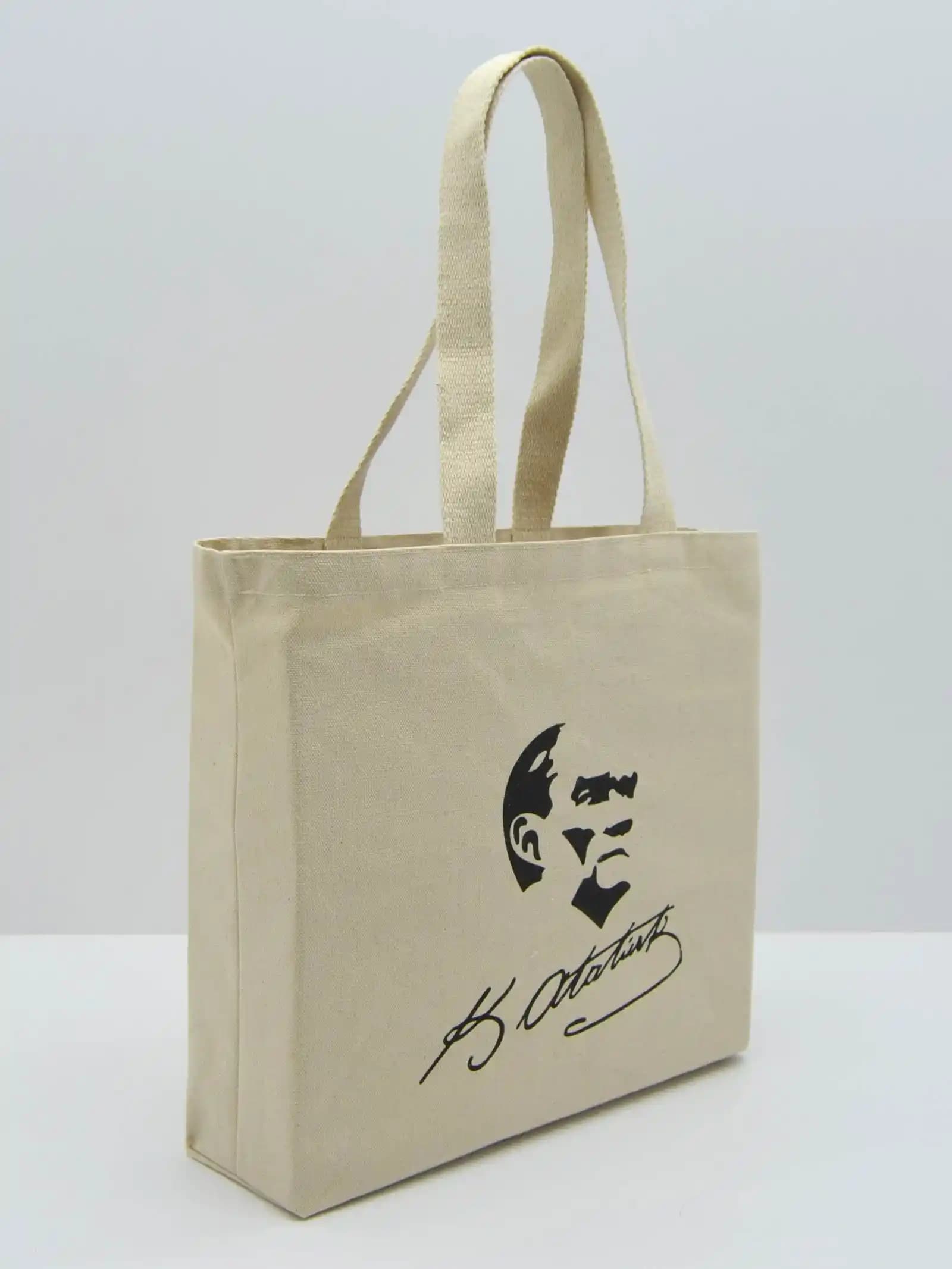 Baskılı Bez Çantalar: Sürdürülebilirlik ve Şıklığın Modern Buluşması