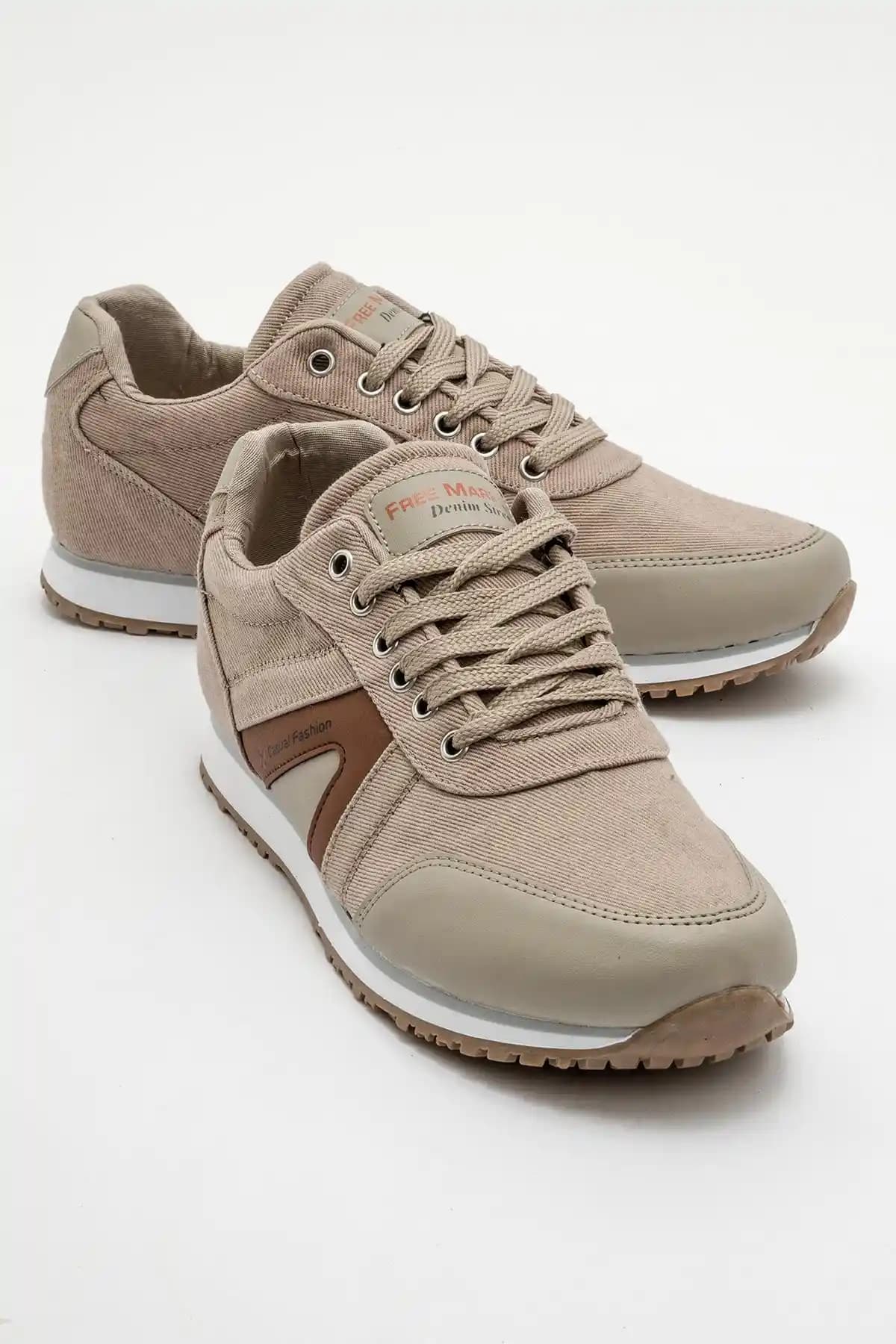 Bej Rengi Erkek Ayakkabıları: Çok Yönlü ve Zamansız Şıklık İçin En İyi Seçenekler