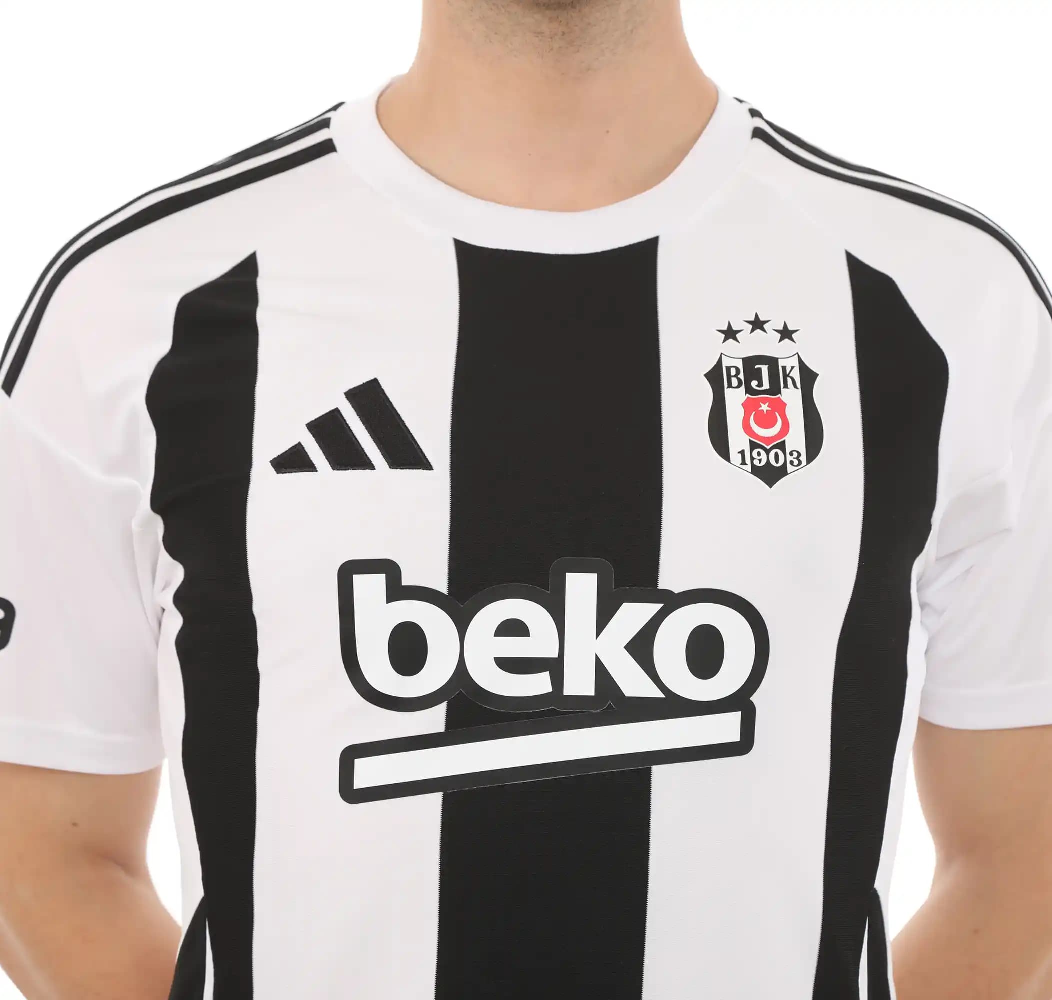 Beşiktaş Beyaz Forma: Kulübün Tarihi ve Güncel Modelleri Hakkında Bilmeniz Gerekenler