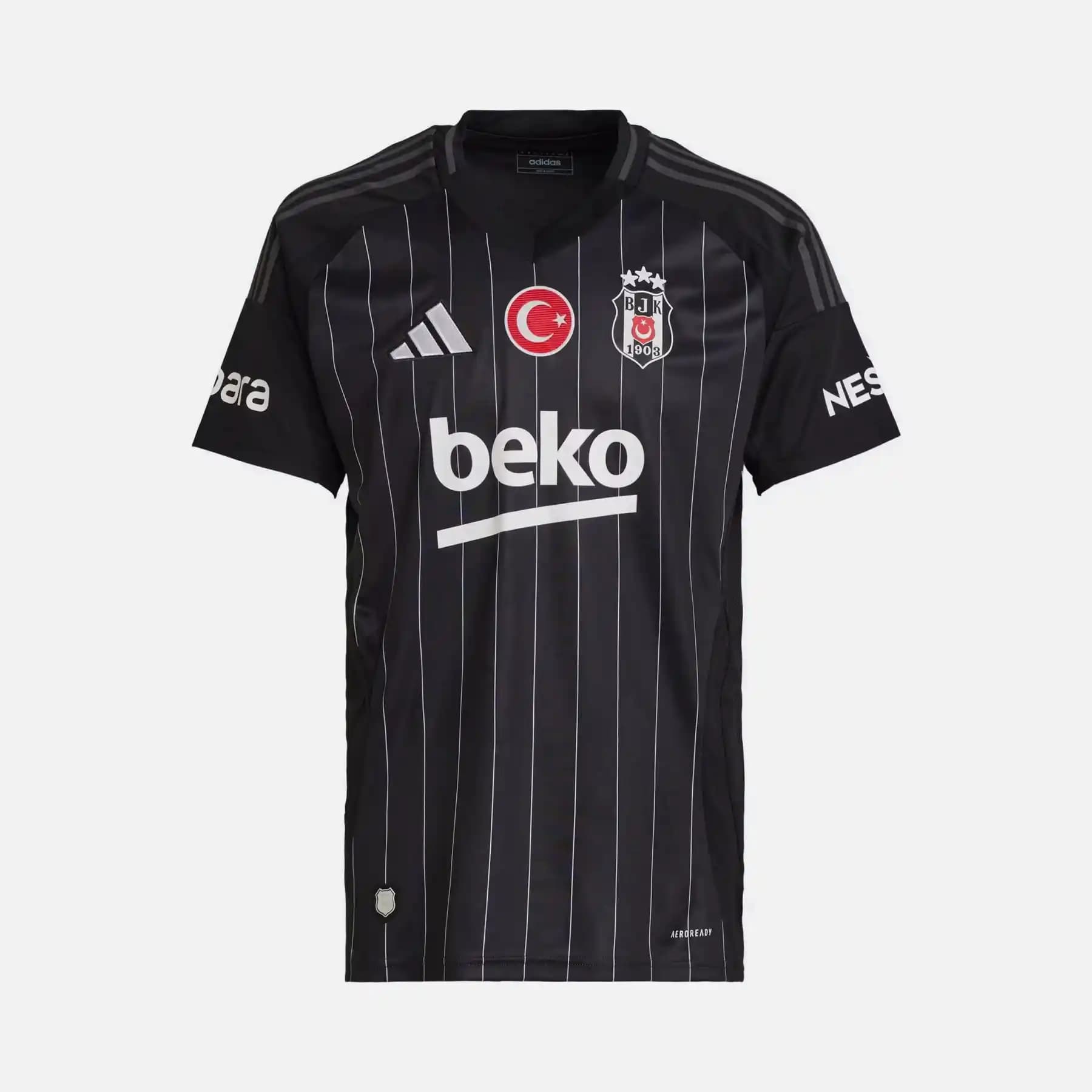Beşiktaş Erkek Formaları: Modern Tasarımlarla Takım Ruhu ve Şıklık Bir Arada