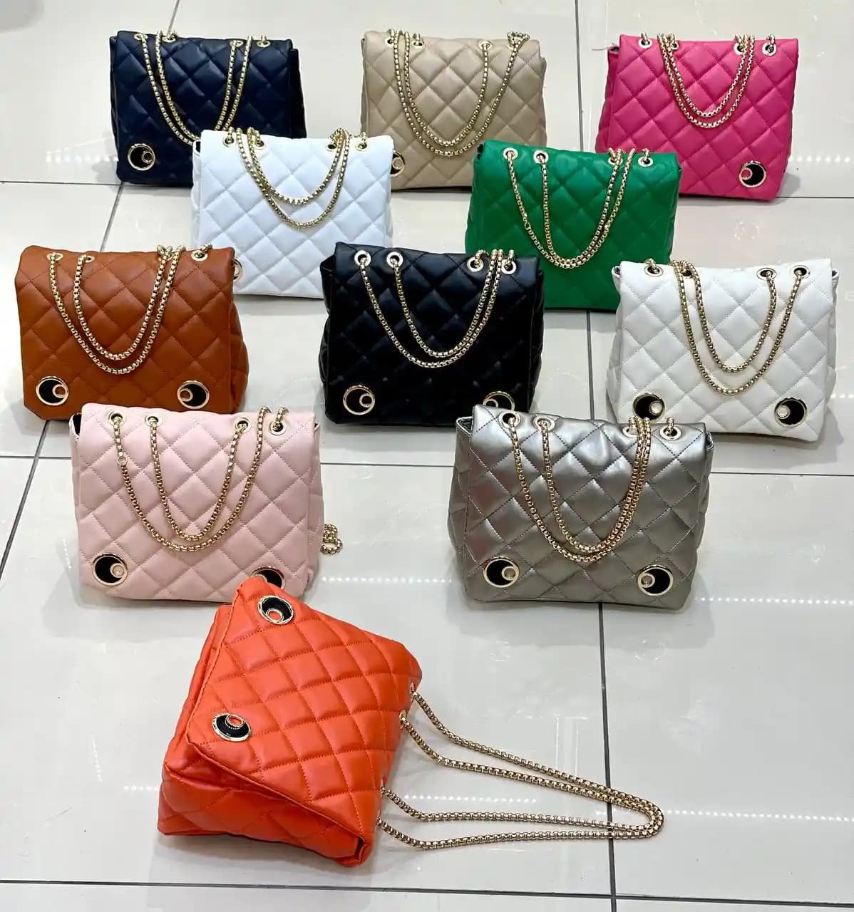 Bursa Çanta Toptancıları: Giyim ve Aksesuar Sektöründe Güvenilir Kaynaklar ve Ürün Çeşitleri