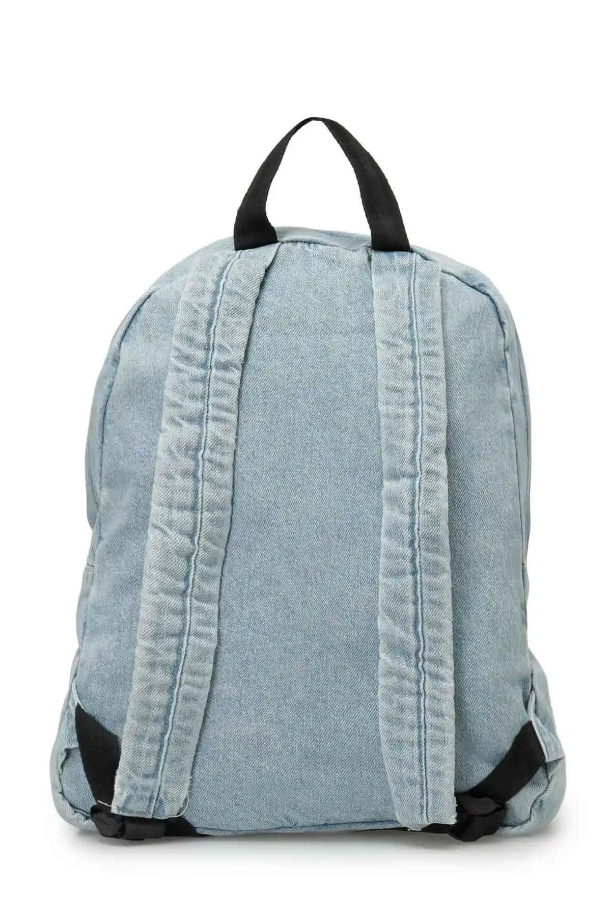 Denim Sırt Çantası Seçerken Dikkat Edilmesi Gerekenler ve Modaya Uygun Alternatifler