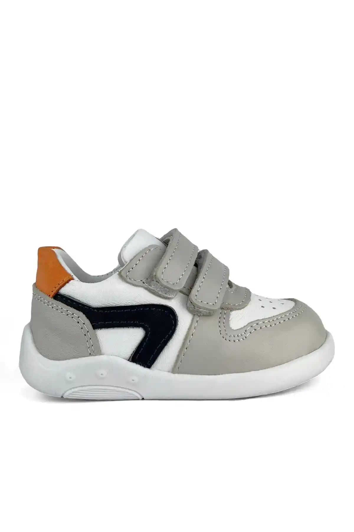 Erkek Bebekler İçin En Güzel Sneakers Modelleri ve Seçim İpuçları