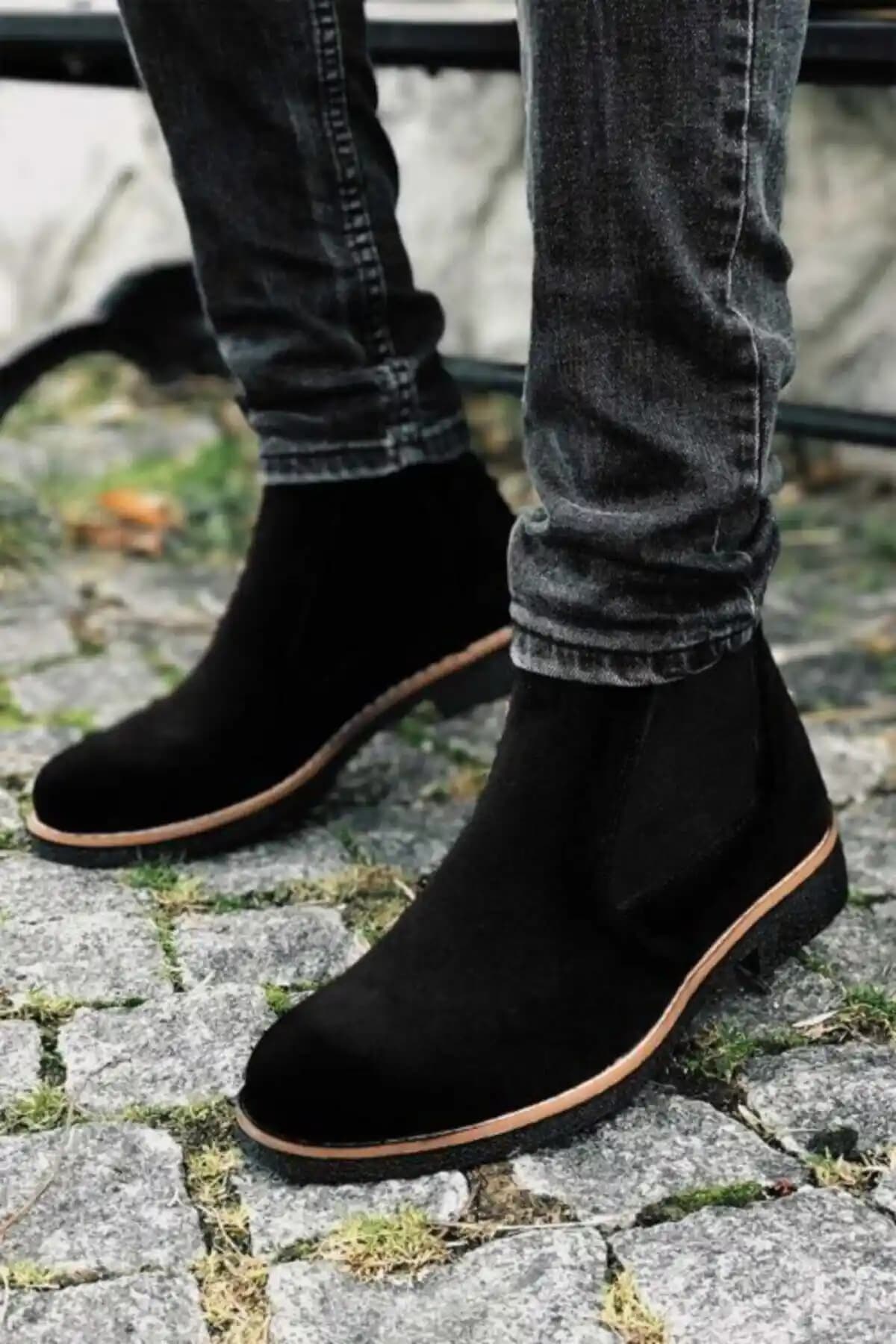 Erkekler İçin Bağcıksız Bot Modelleri: Modern, Pratik ve Şık Tasarımlar