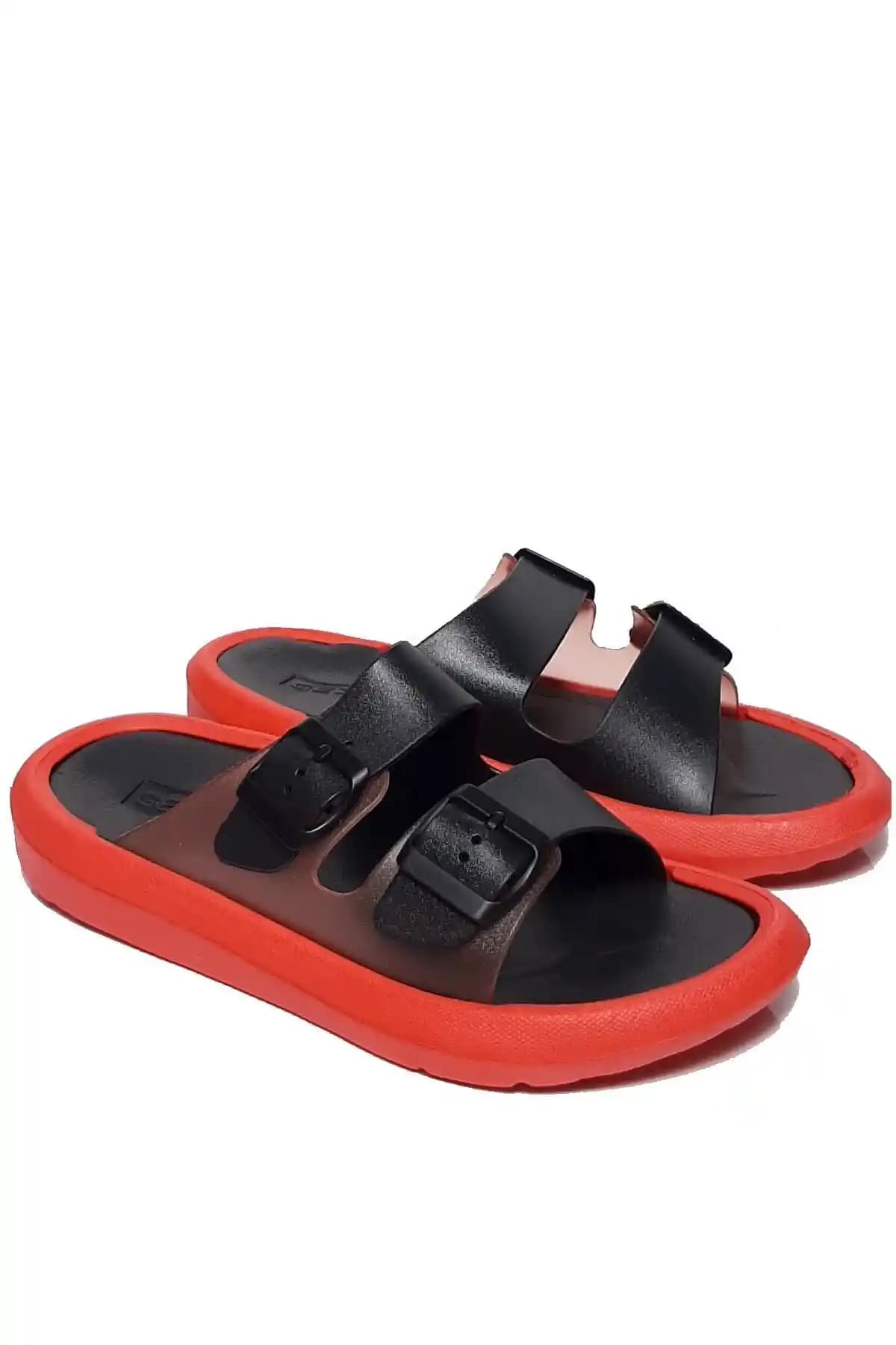 Erkekler İçin Deniz Terliği Seçimi ve Stil İpuçları Yaz Aylarında Uyum Sağlar