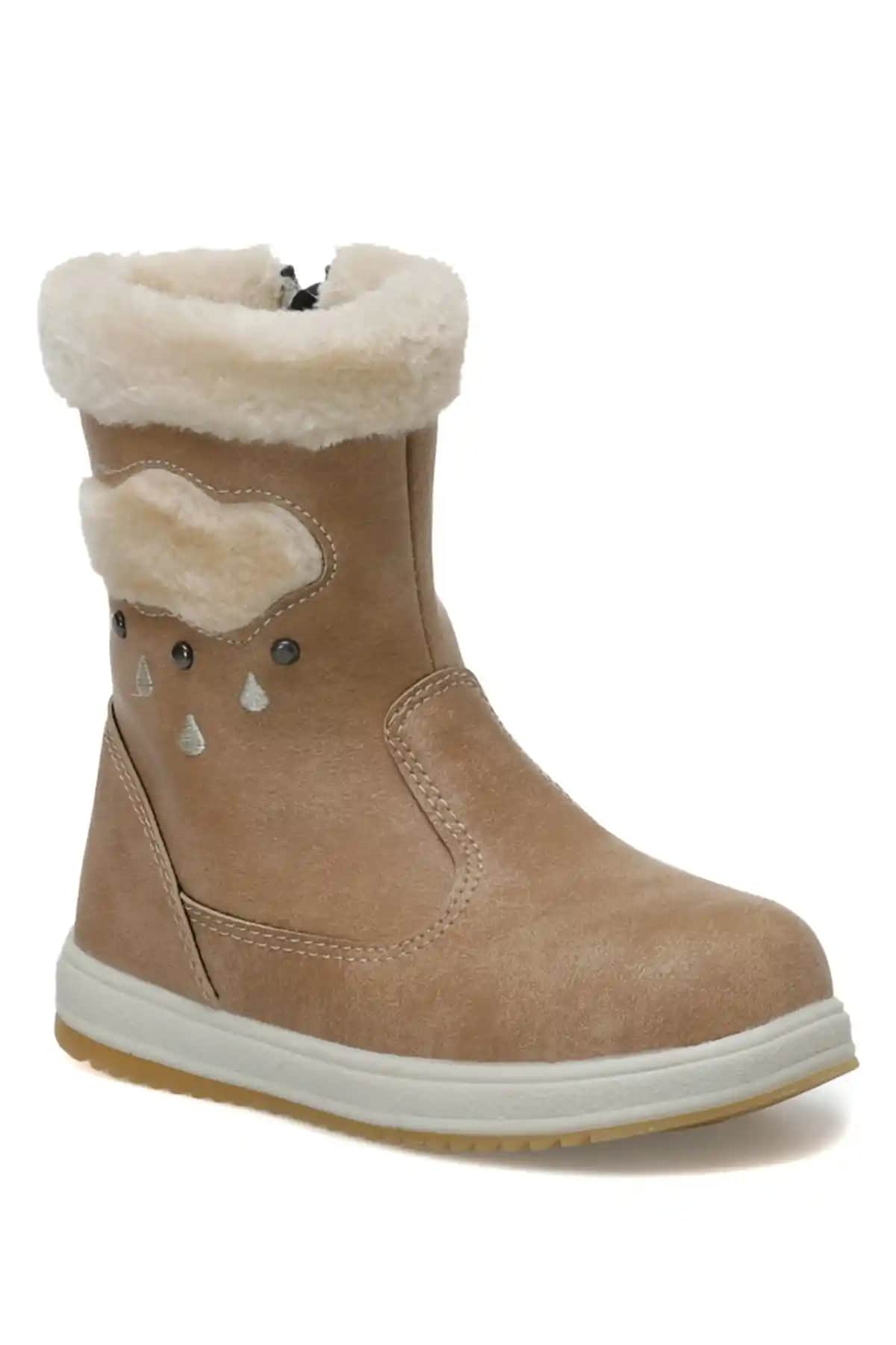 Flo Kız Çocuk Çizme Modelleri: Şıklık ve Konforun Buluşma Noktası