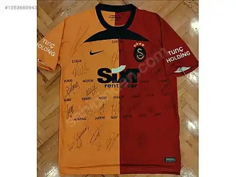 Galatasaray İmzalı Formalar: Koleksiyon Değeri ve Satın Alma Rehberi