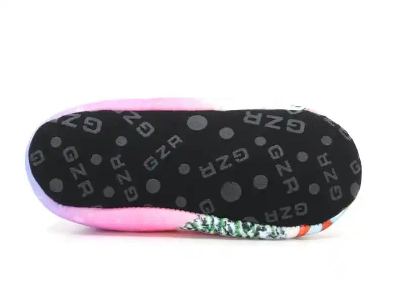 Gezer Ev Ayakkabısı: Konfor ve Şıklığı Bir Arada Sunan Modern Tasarımlar