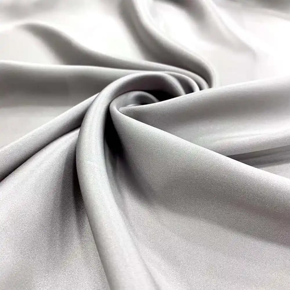 İpek Kumaşın Özellikleri, Kullanım Alanları ve Moda Trendleri Hakkında Detaylı Bilgi