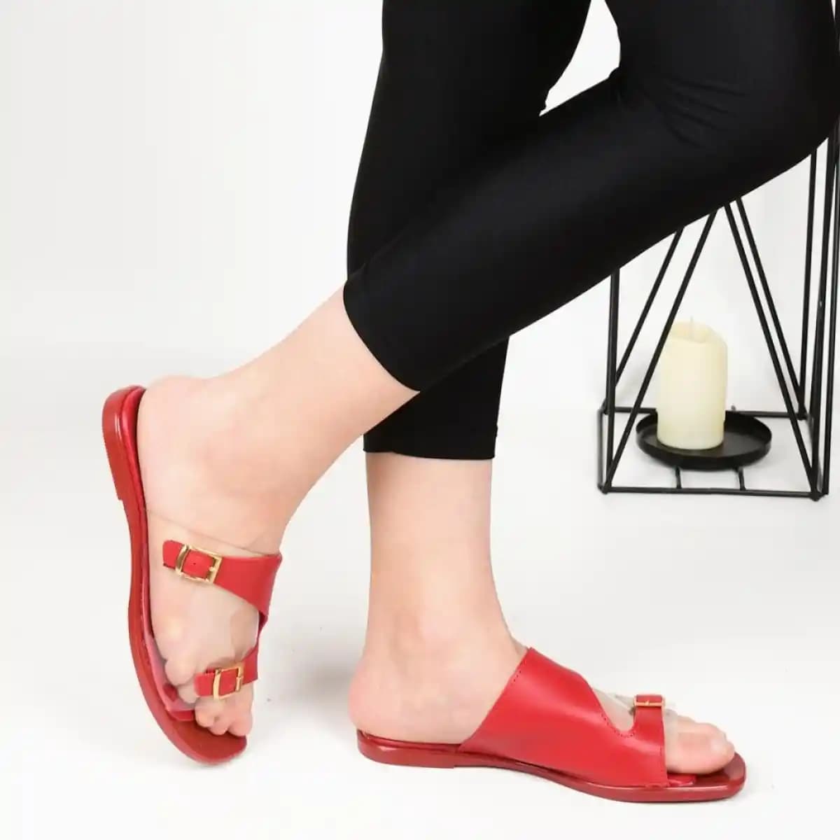 Kadın Günlük Terlikleri: Konfor ve Şıklığın Modern Buluşması