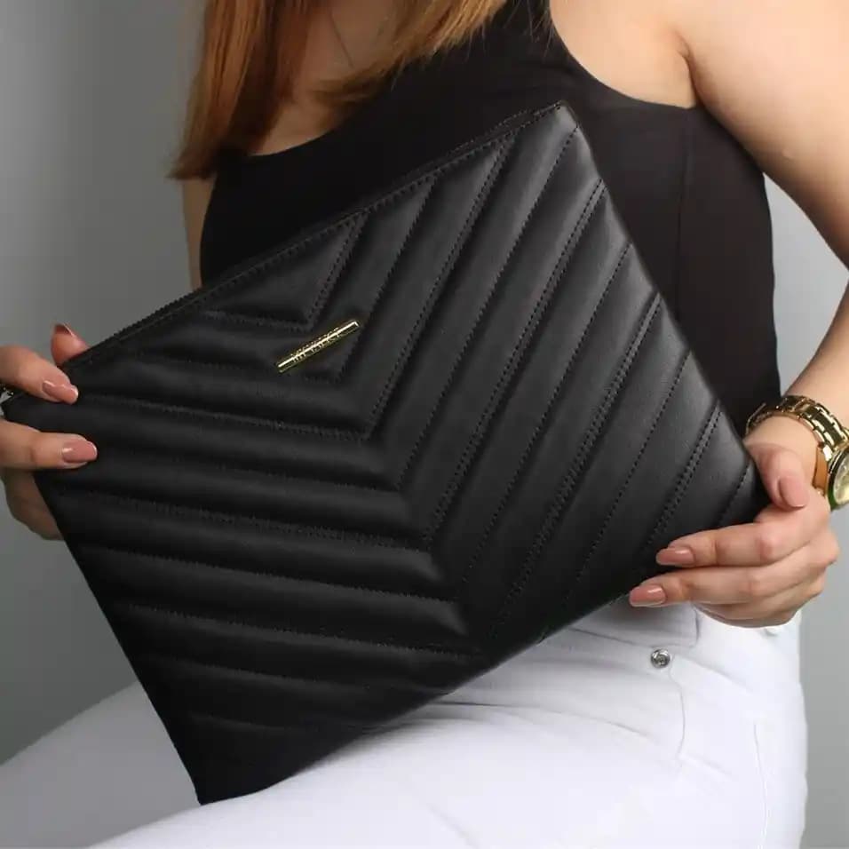 Kadın Portföy Çanta Seçerken Dikkat Edilmesi Gerekenler ve Güncel Moda Trendleri