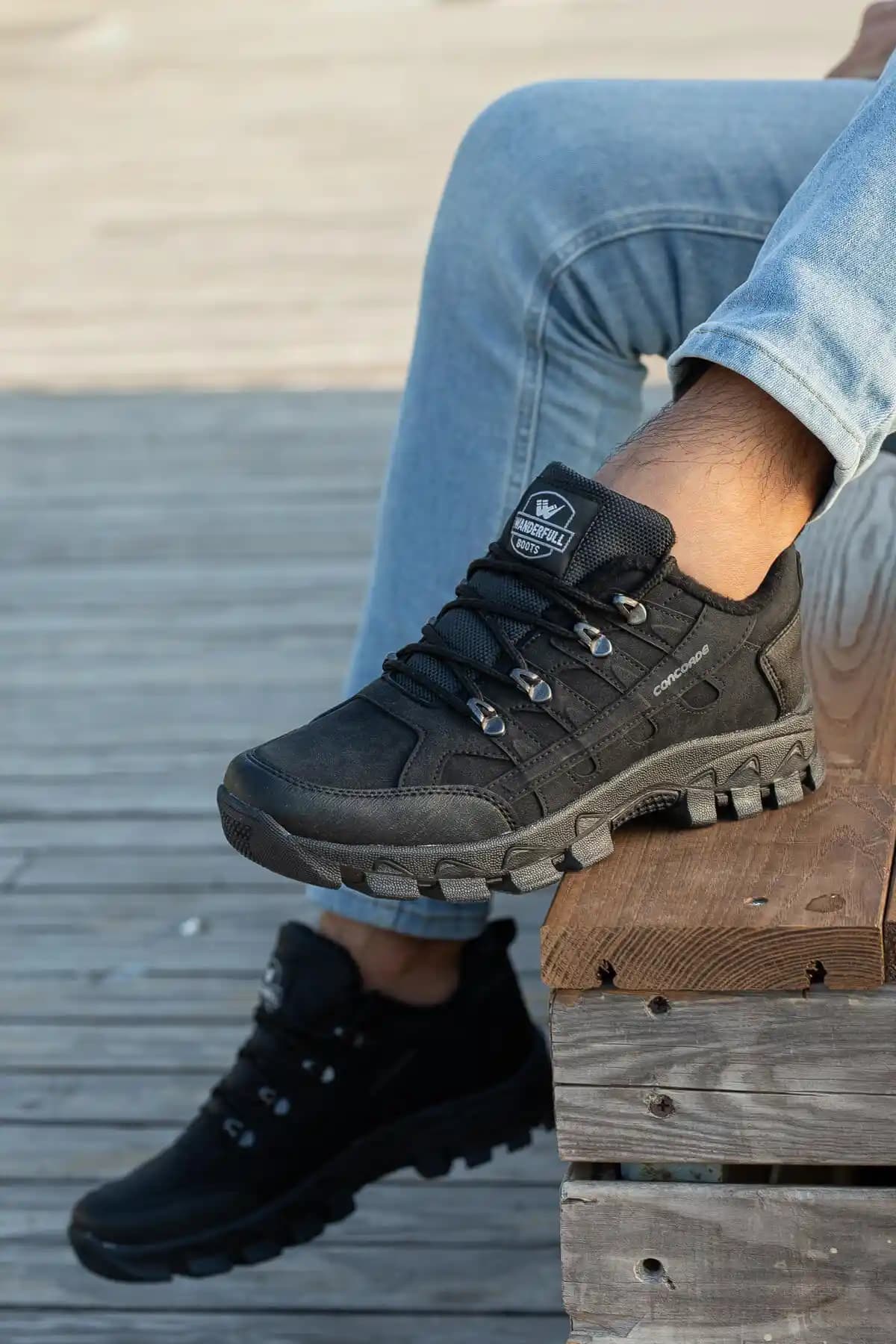 Kaydırmaz Ayakkabılar: Güvenli ve Konforlu Adımlar İçin En İyi Tercih Rehberi