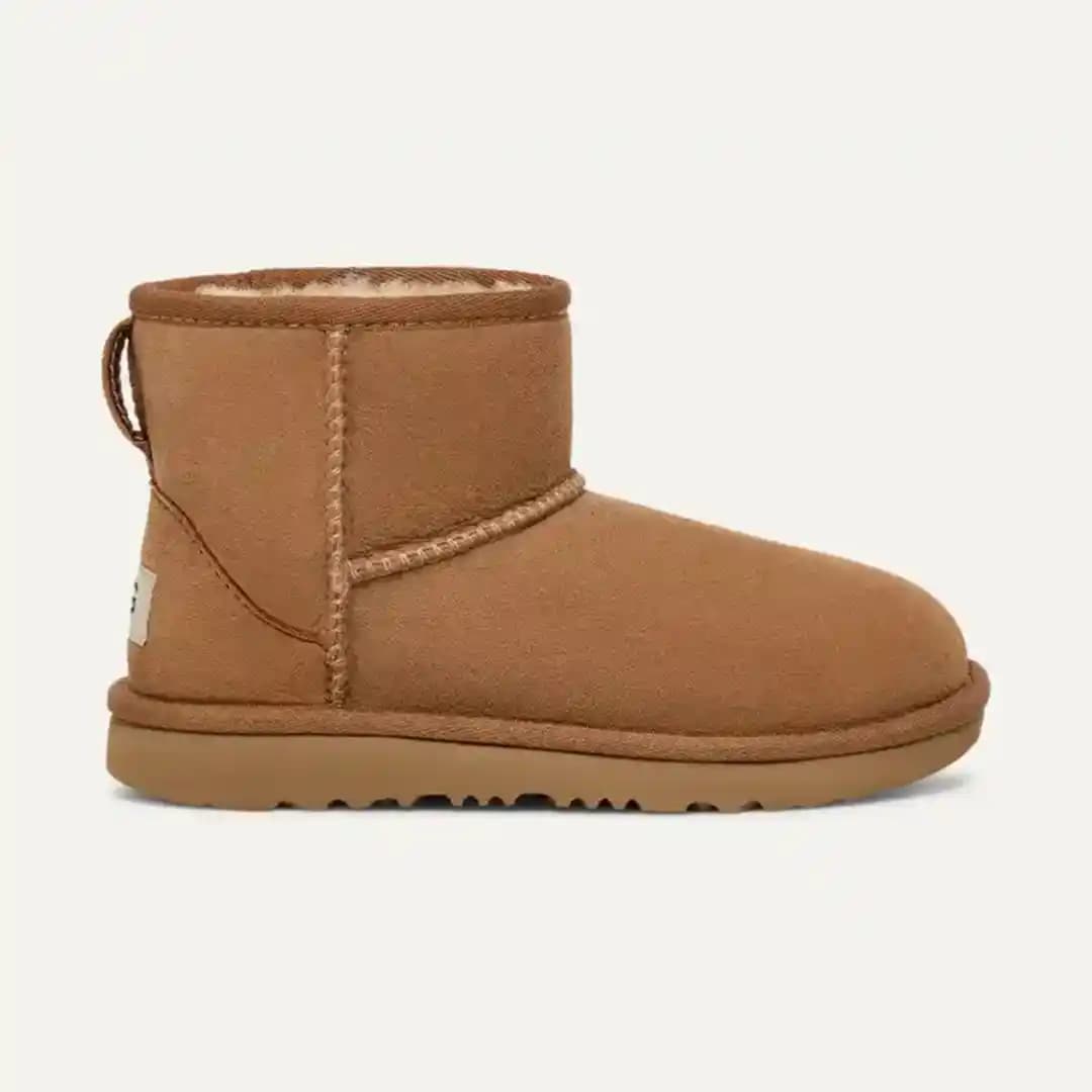 Kız Çocuklar İçin UGG Bot Seçerken Dikkat Edilmesi Gerekenler ve Bakım İpuçları