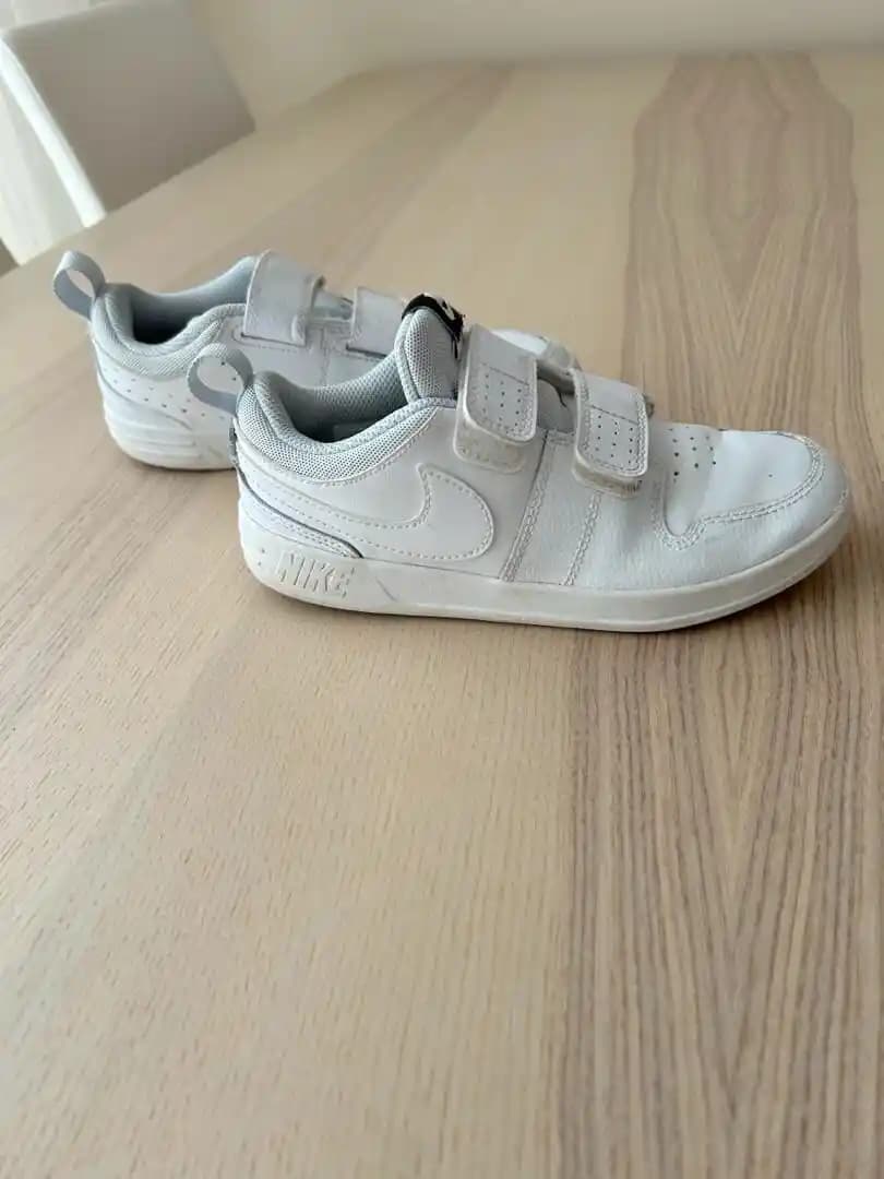 Nike 32 Numara Ayakkabılar: Şıklık ve Konfor Sunan Güncel Modeller ve Alışveriş İpuçları