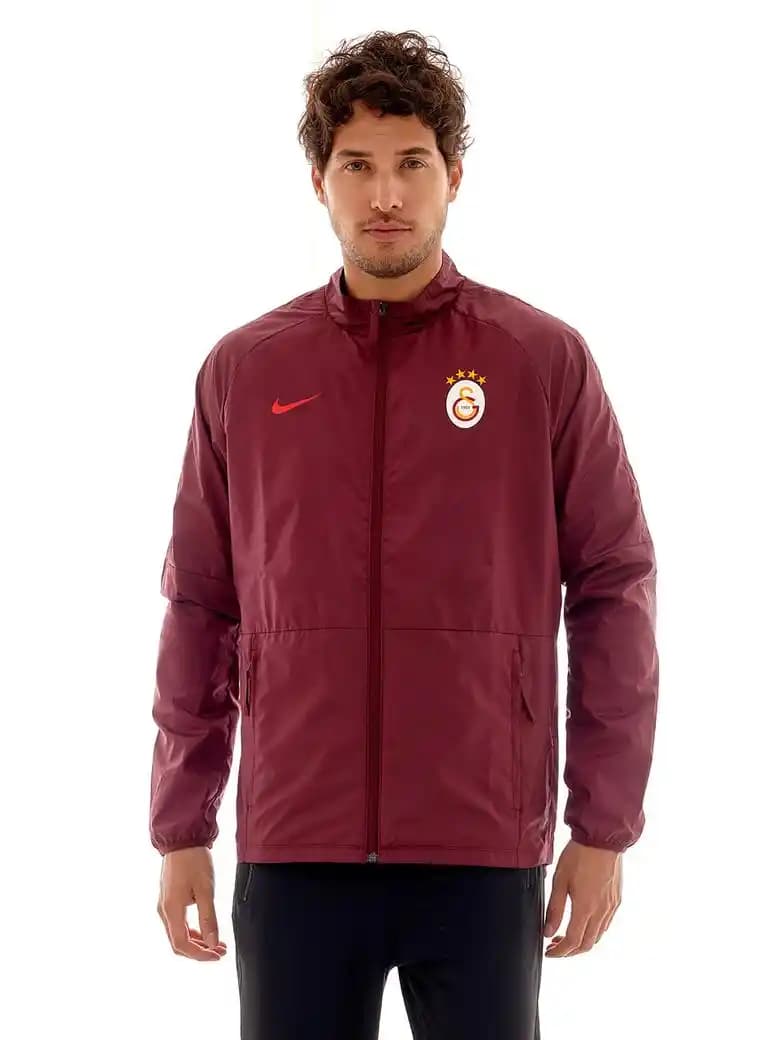 Nike ve GS Store: Güncel Trendler ve Yeniliklerle Spor Giyim ve Aksesuar Seçenekleri