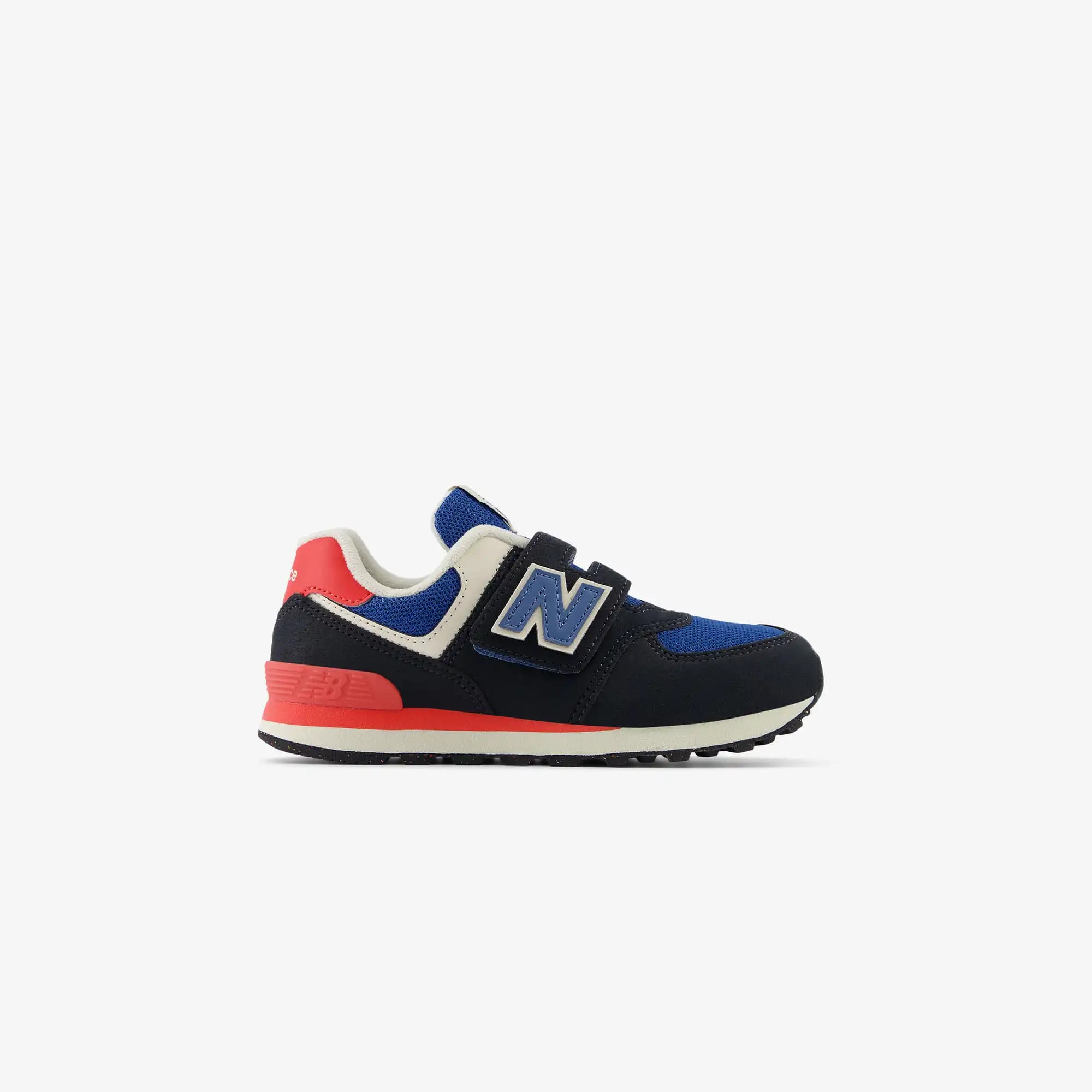 Çocuklar İçin Konforlu ve Şık Giyim: New Balance ile Günlük ve Spor Tarzı