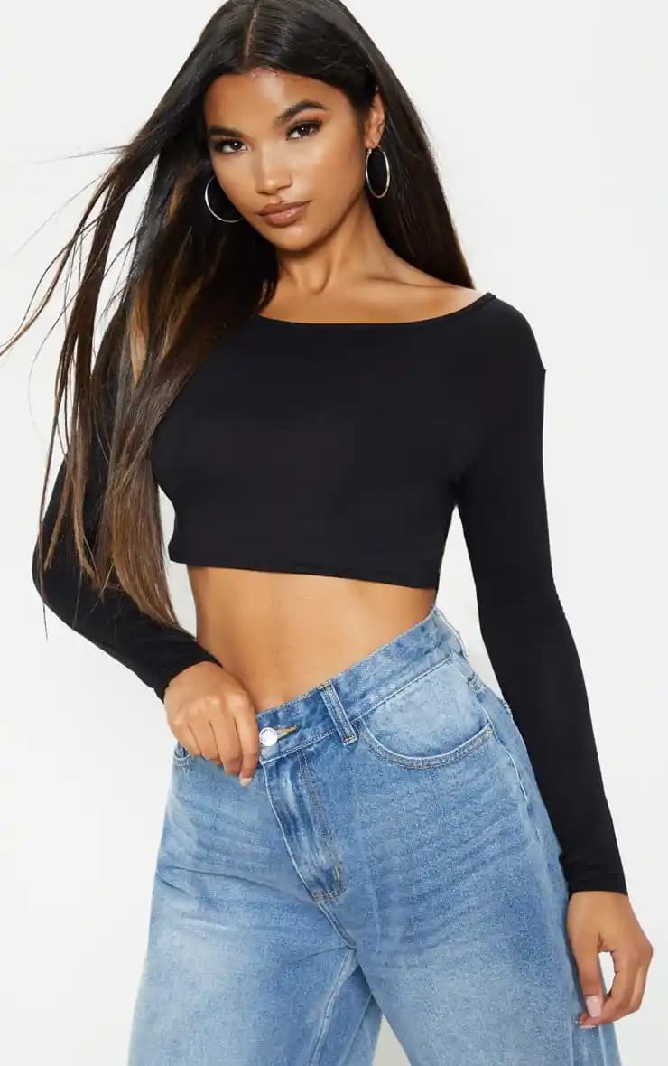 Kadınlar İçin Crop Top Modası: Günlük ve Akşam Şıklığında Modern Trendler