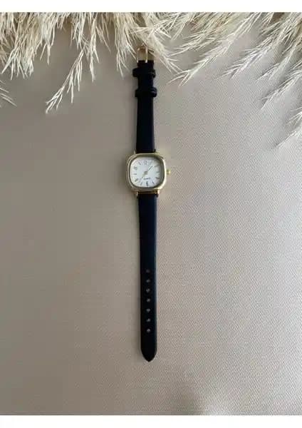 Kadınlar İçin Retro Minimal Vintage Deri Kordon Quartz Saat Şıklık ve Fonksiyonellik Sunar