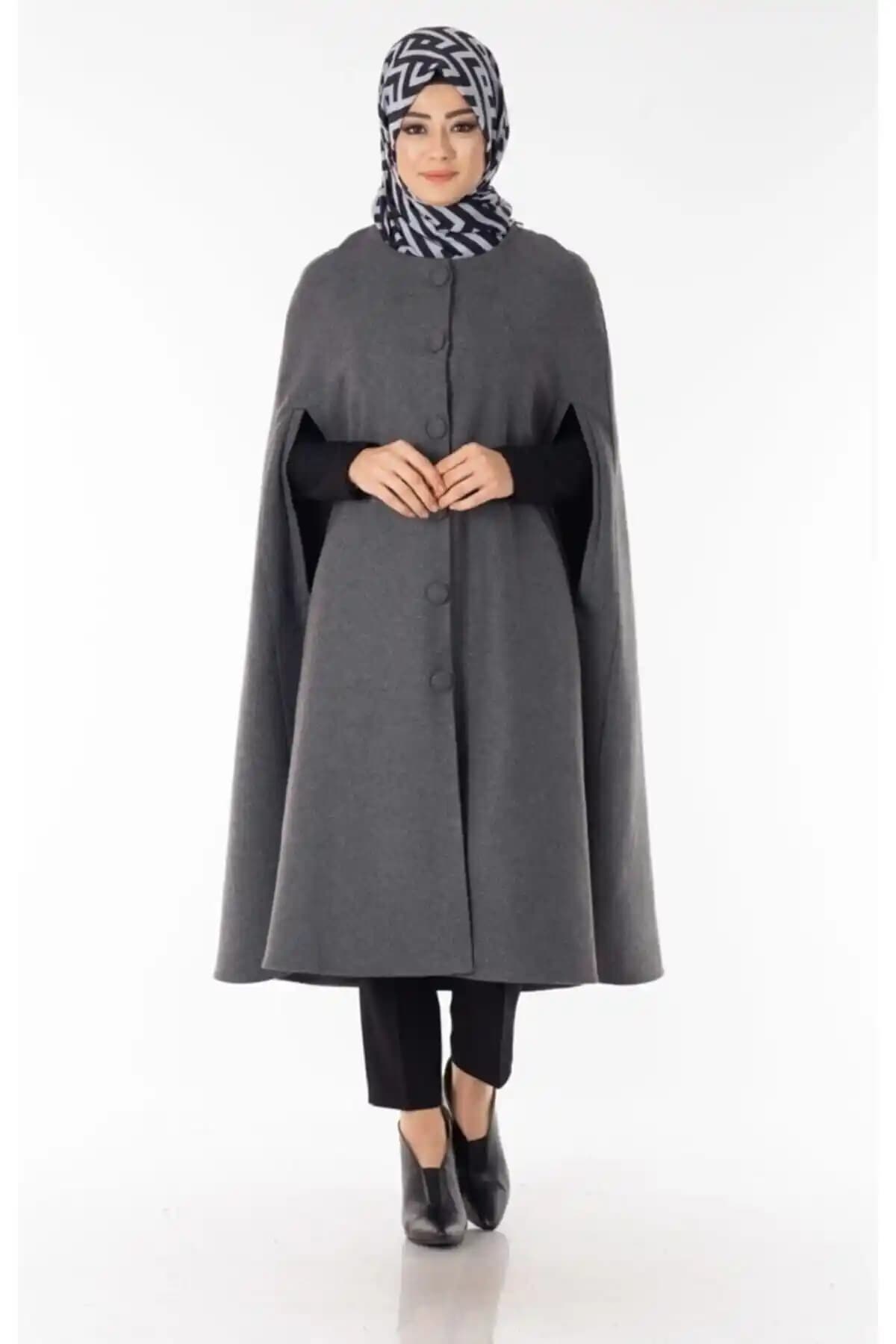 Kadınlar İçin Şık ve Fonksiyonel Pelerinler: Moda ve İşlevselliğin Buluşması