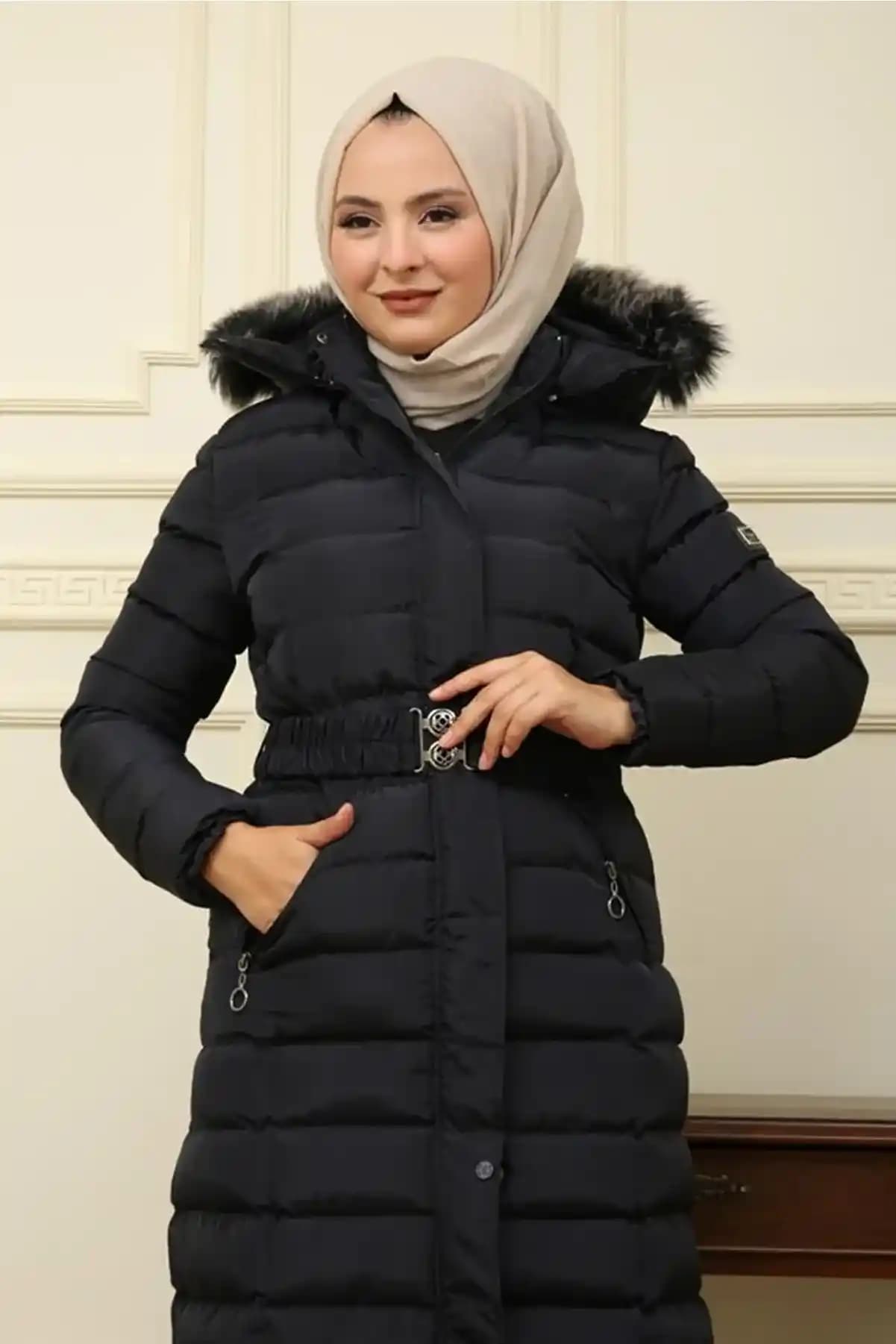 Kadınlar İçin Şişme Kabanlar: Sıcaklık ve Şıklığın Modern Buluşması