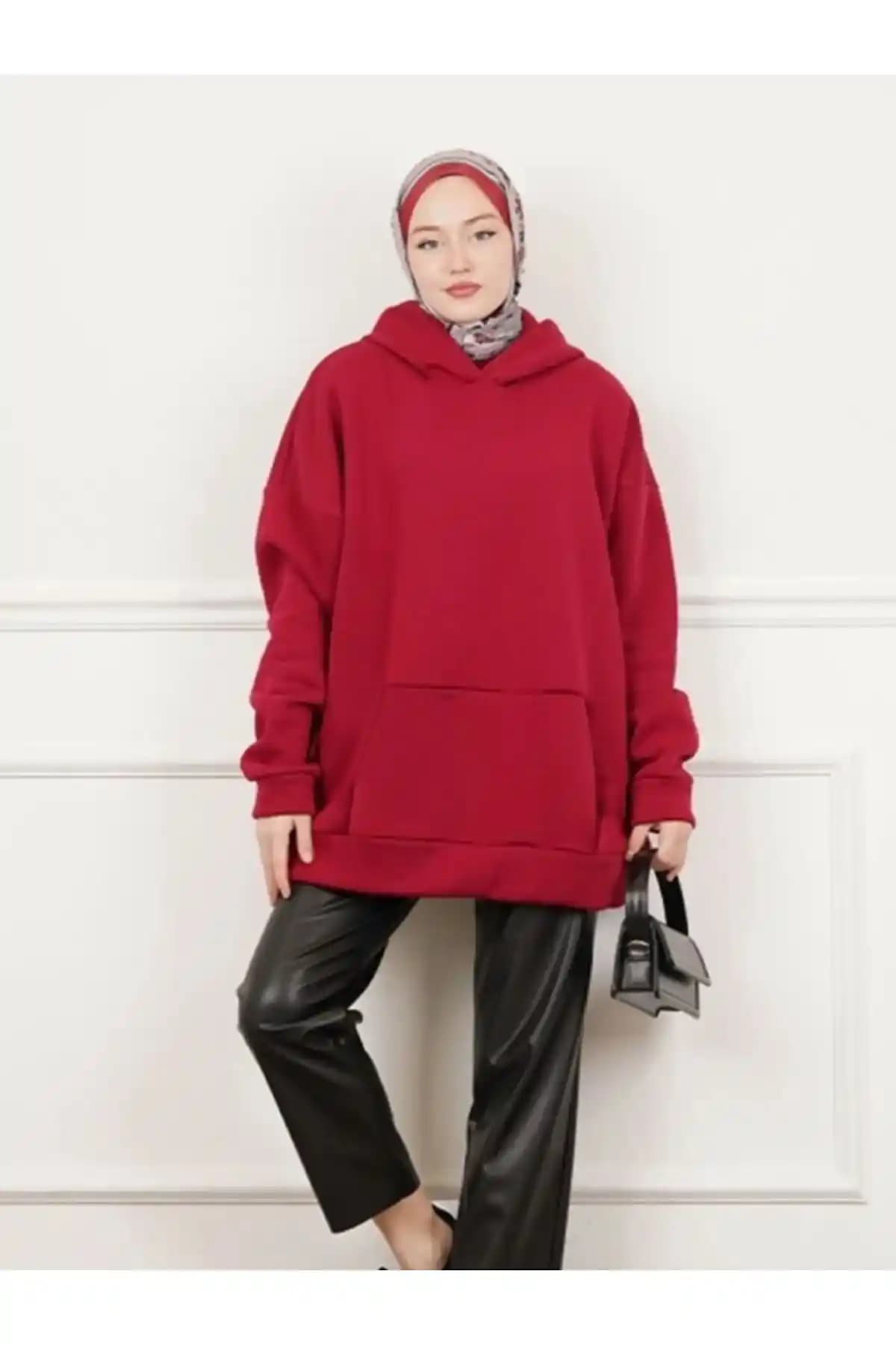 Kadınlar İçin Tesettür Sweat Giyim: Modern Şıklık ve Konforun Buluşması