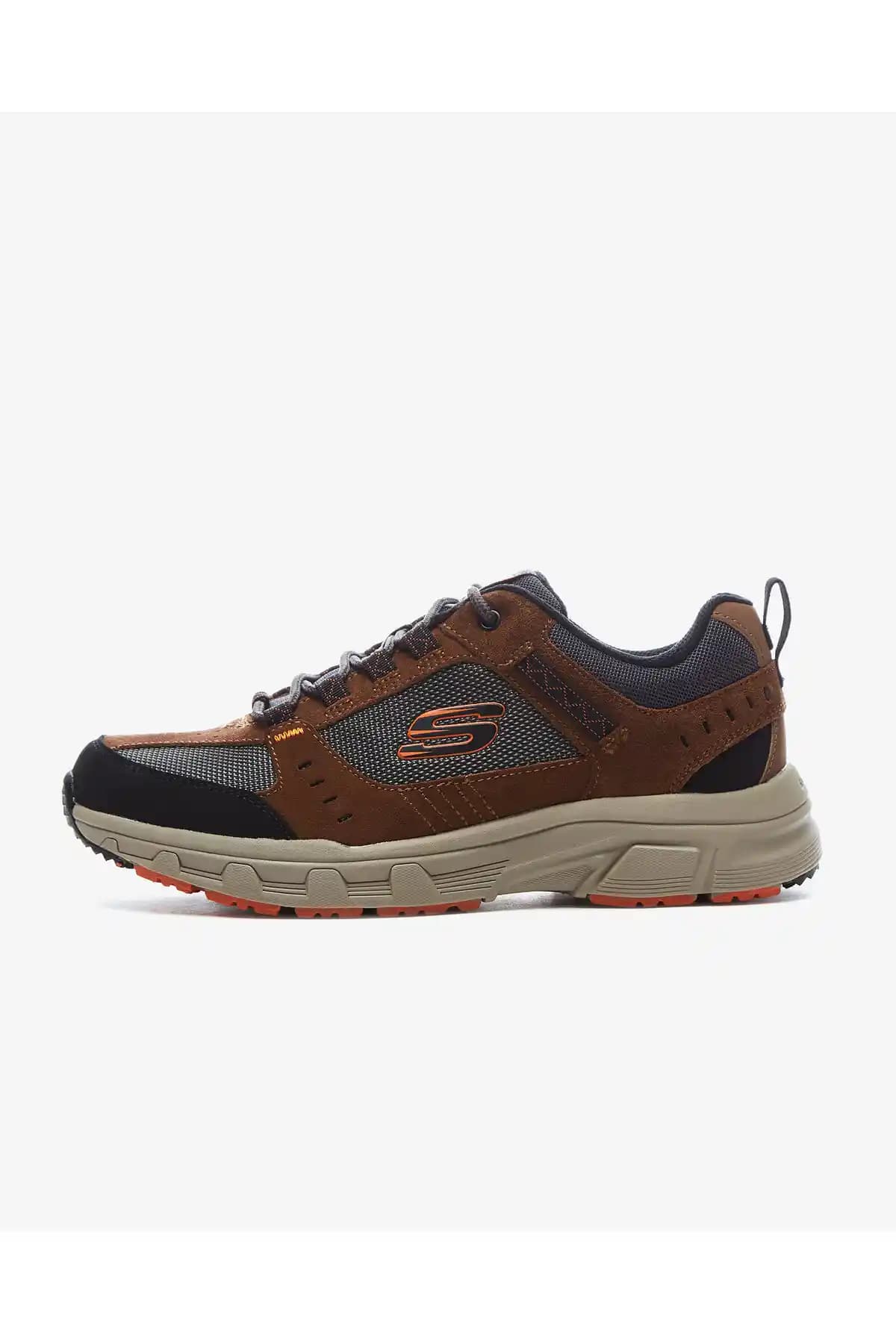 Kahverengi Erkek Ayakkabılarında Skechers Kalitesiyle Şıklık ve Konforun Buluşması