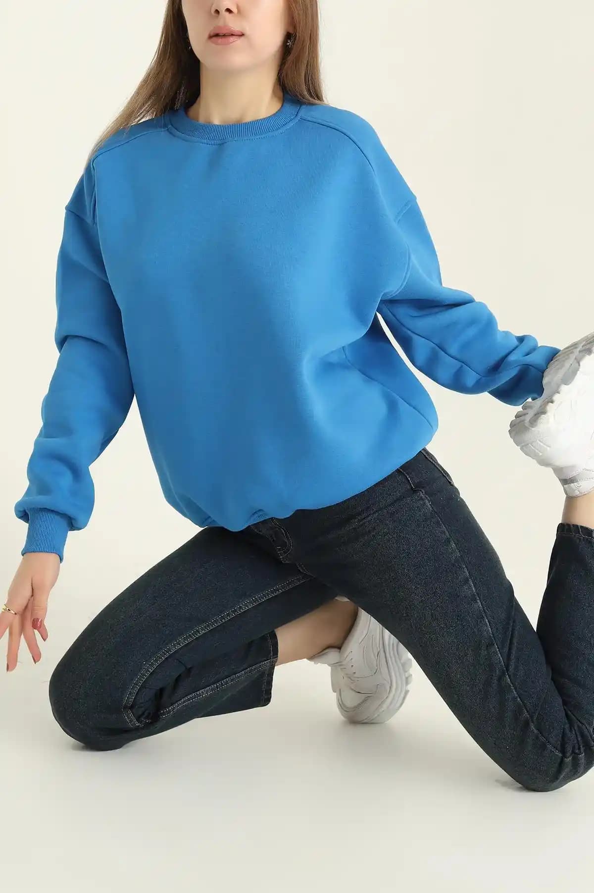 Mavi Kadın Sweat Modelleri: Şıklık ve Konforun Bir Arada Sunulduğu Güncel Trendler