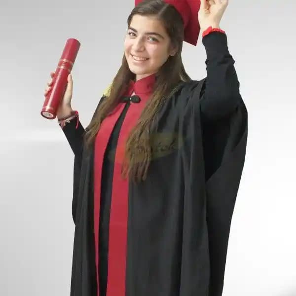 Mezuniyet Kıyafetleri Seçerken Dikkat Edilmesi Gerekenler ve Trendler