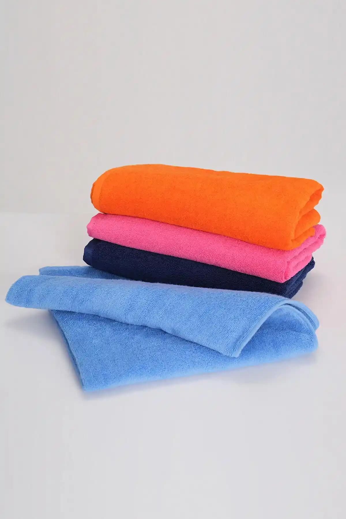 Mikrofiber Plaj Havlusu: Hafiflik, Hızlı Kuruma ve Dayanıklılık Özellikleriyle Modern Kullanım