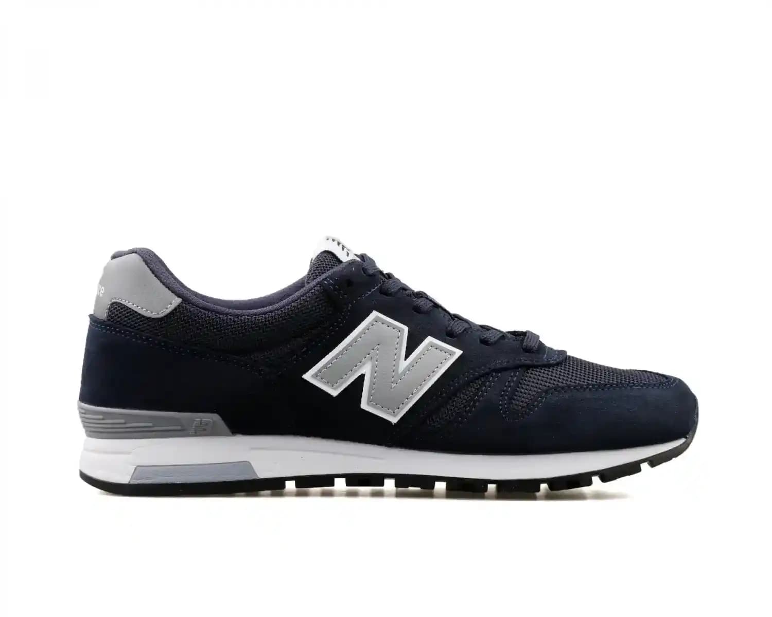 New Balance Kışlık Ayakkabılar: Konfor ve Şıklık Sunan En İyi Seçenekler