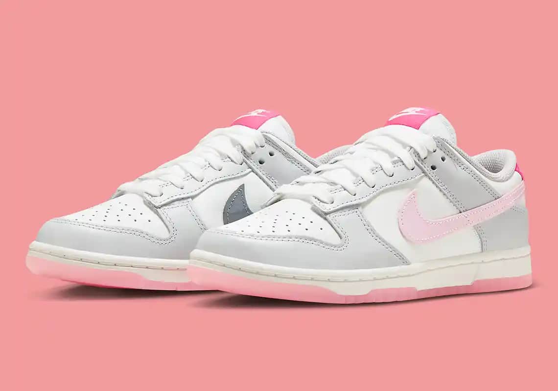 Nike 520 Spor ve Günlük Şıklığı Bir Araya Getiren Modern Ayakkabı Modeli